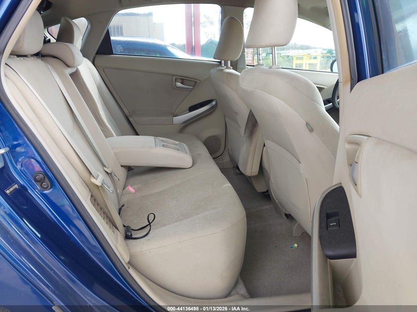 2011 Toyota Prius Two VIN: JTDKN3DU7B5330488 Lot: 44136498