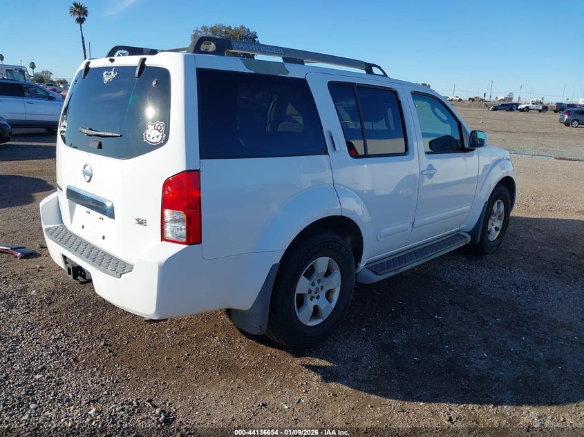 2005 Nissan Pathfinder Se