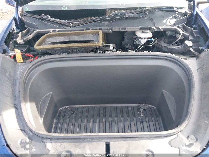 2021 Tesla Model Y Long Range Dual Motor All-Wheel Drive VIN: 5YJYGAEE0MF136712 Lot: 44136670