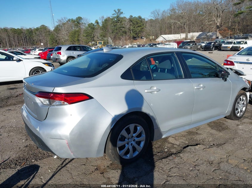 2024 TOYOTA COROLLA auction photo 4