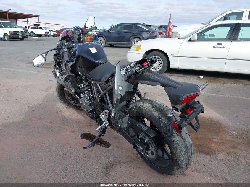 2025 Suzuki Gsx800 F