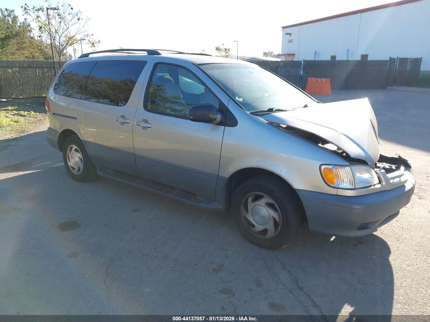 4T3ZF13C81U330578 2001 Toyota Sienna Le auction photo 1
