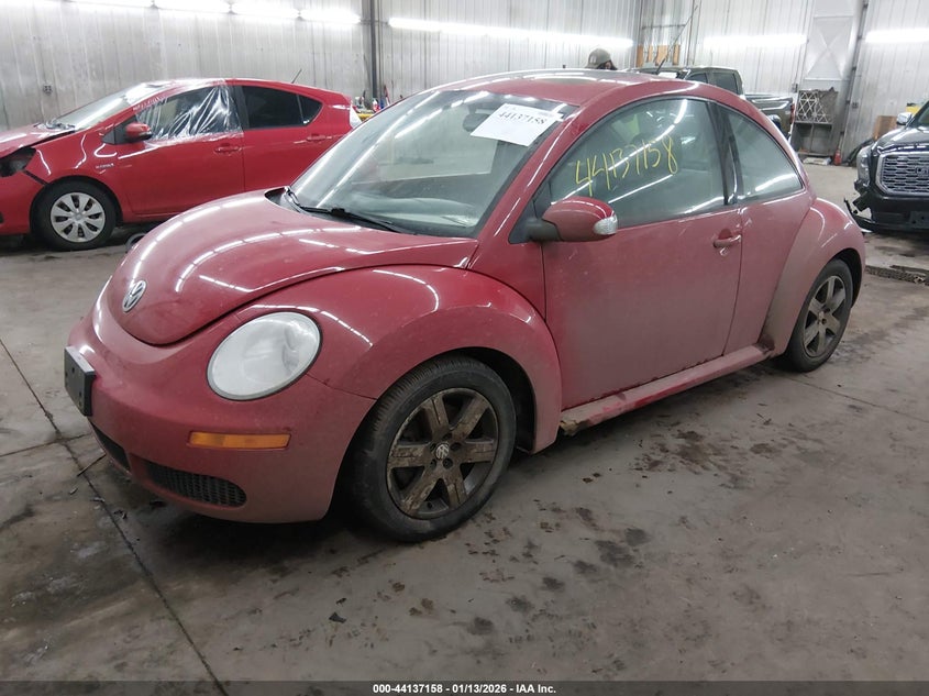 2006 Volkswagen New Beetle 2.5