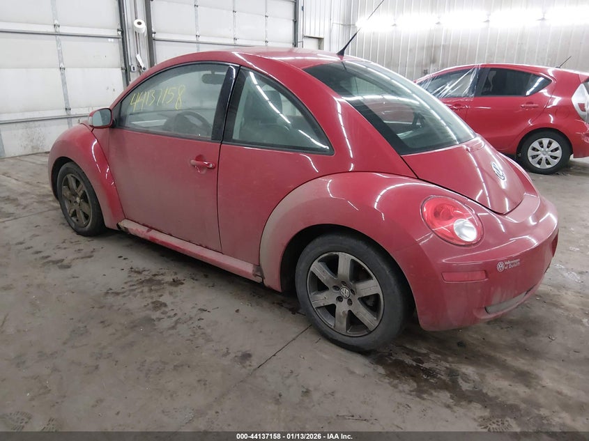 2006 Volkswagen New Beetle 2.5