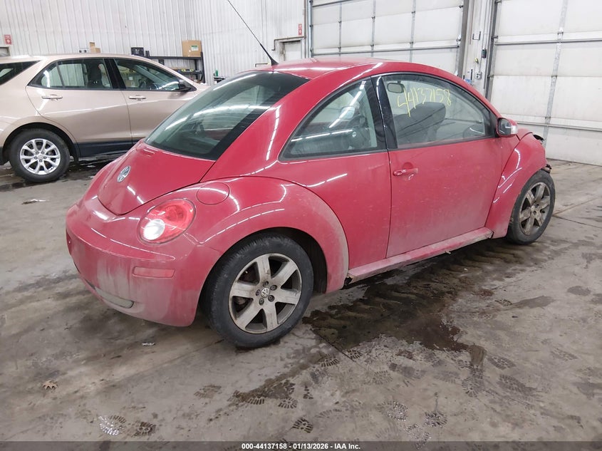 2006 Volkswagen New Beetle 2.5