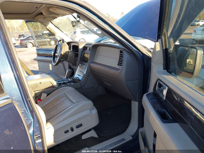 2017 Lincoln Navigator Select