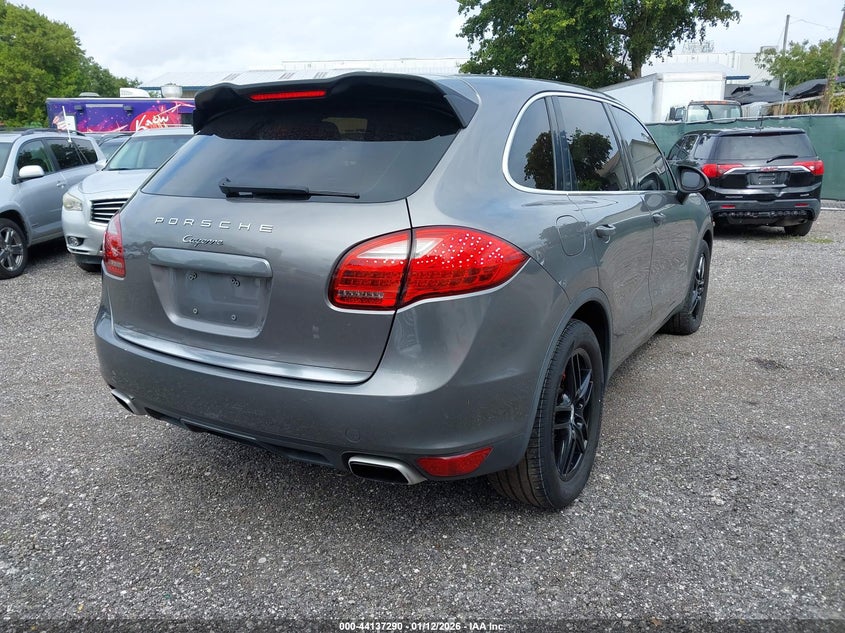 Vin: wp1aa2a24cla11405, lot: 44633220, porsche cayenne 20124