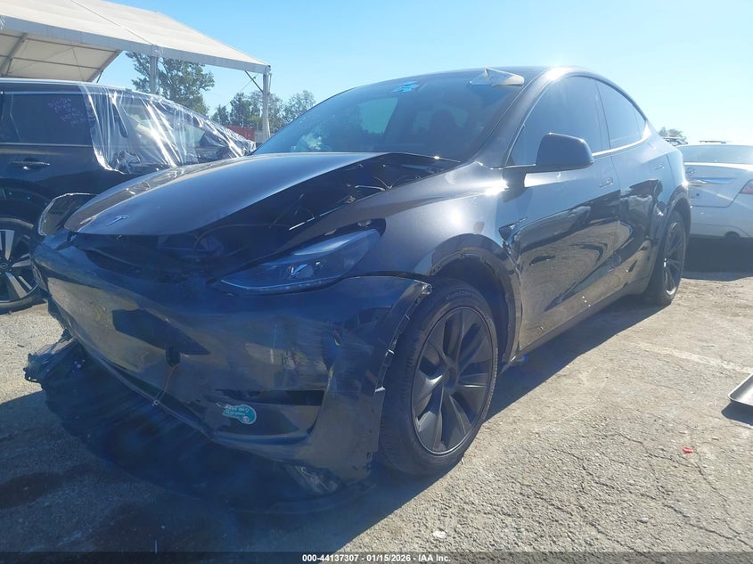 2025 Tesla Model Y Long Range Dual Motor All-Wheel Drive