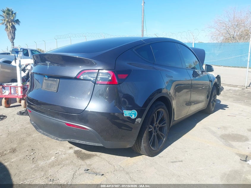 VIN 7SAYGDEE2SF260465 2025 TESLA MODEL Y LONG RANGE DUAL MOTOR ALL-WHEEL DRIVE