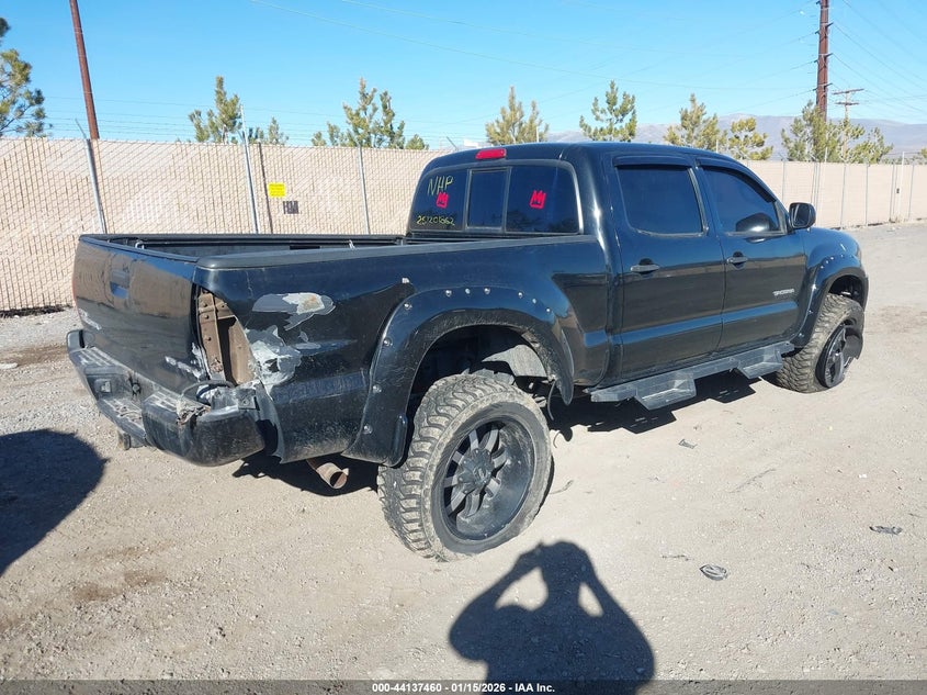 2006 Toyota Tacoma Base V6