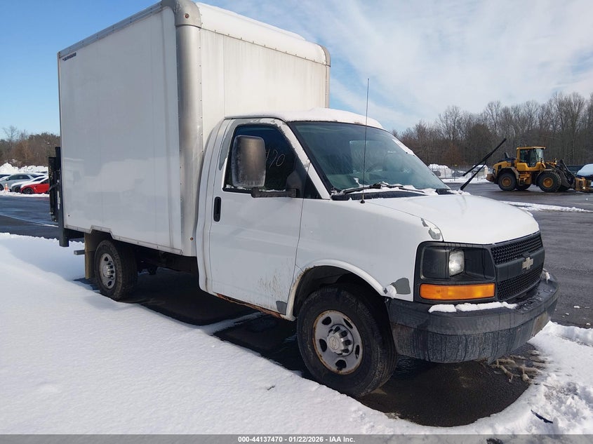 2007 CHEVROLET EXPRESS CUTAWAY WORK VAN