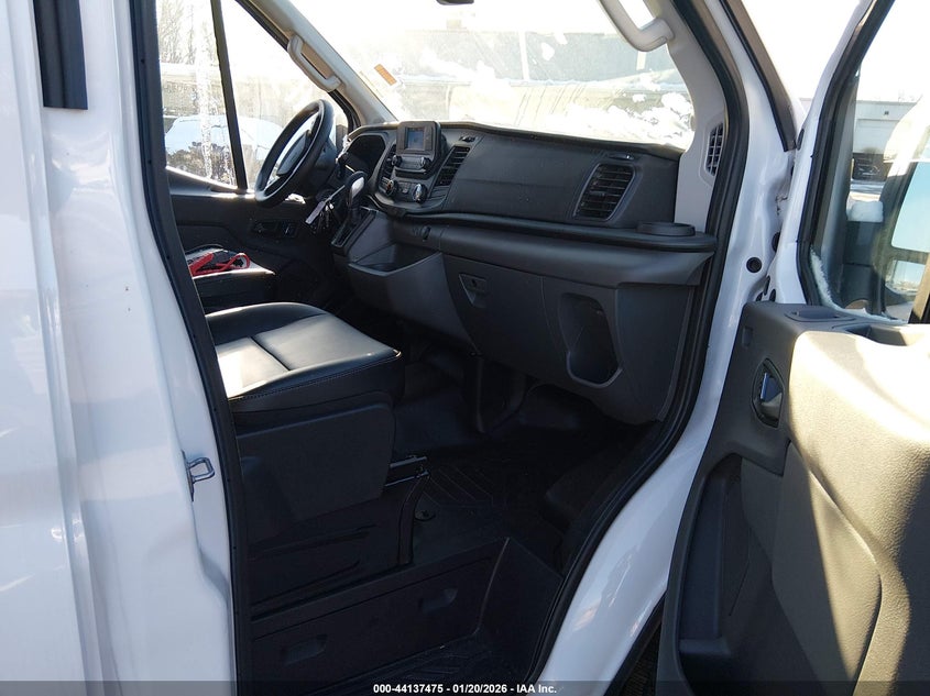 VIN 1FTYE2C87RKA34987 2024 FORD TRANSIT-150