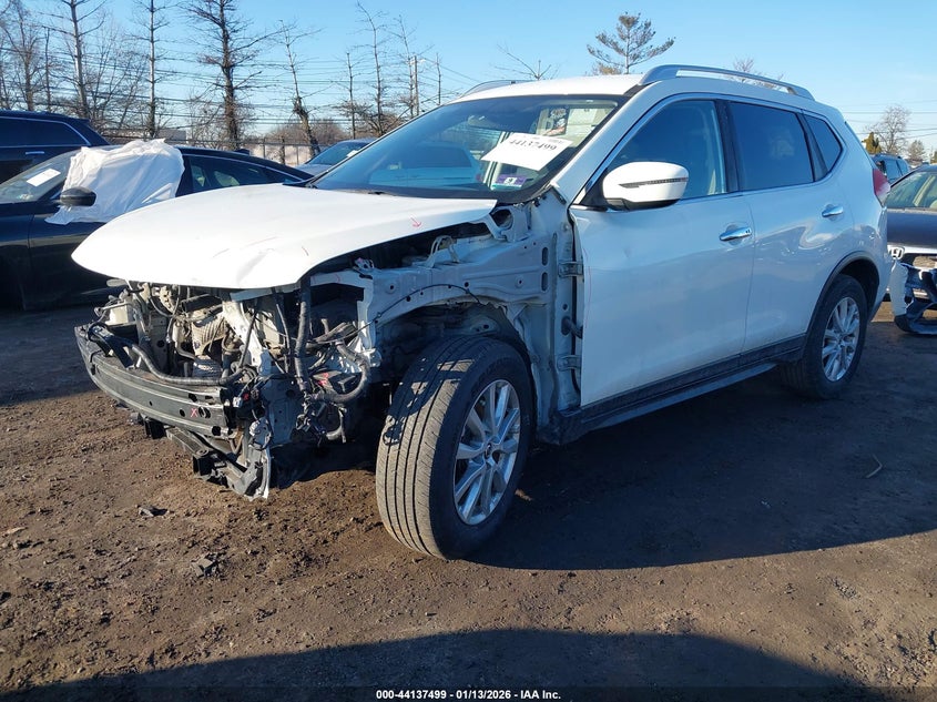2017 Nissan Rogue Sv