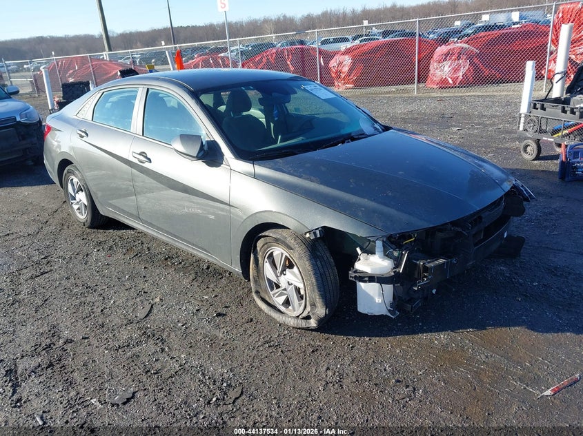 2024 Hyundai Elantra Se