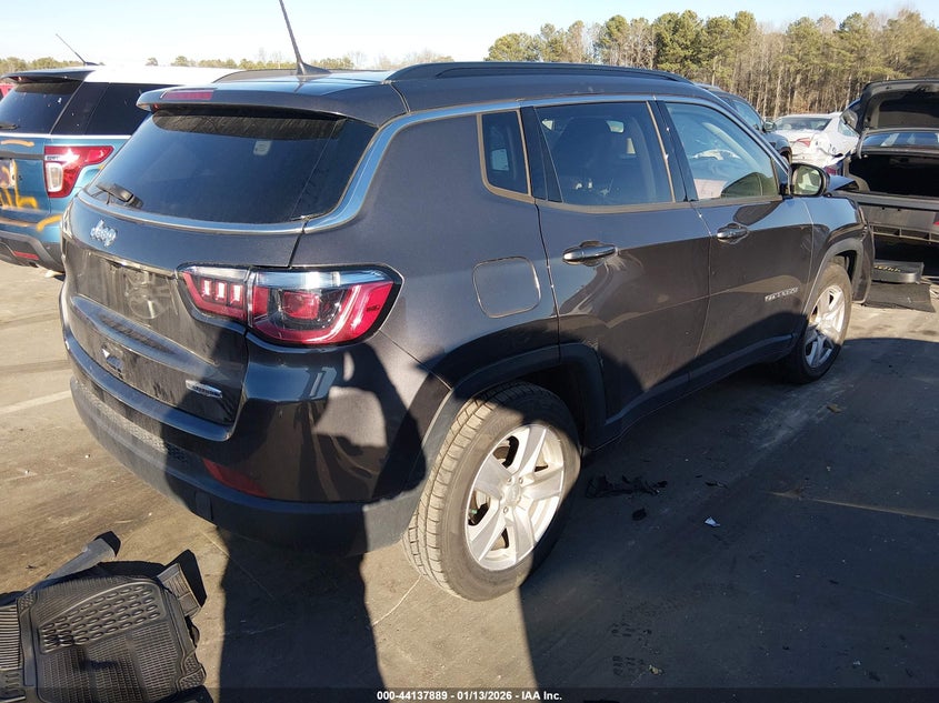 2022 Jeep Compass Latitude Fwd