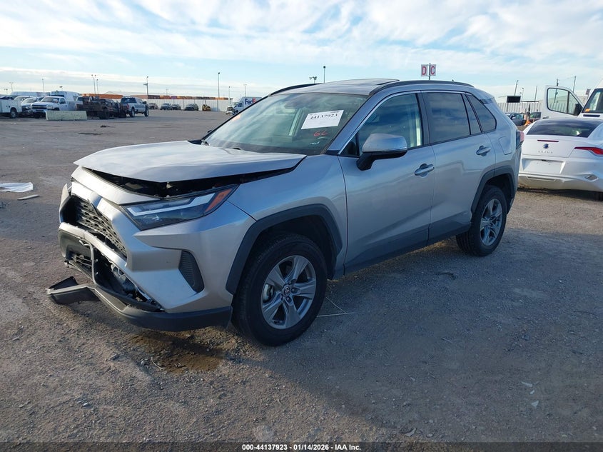 VIN 4T3RWRFV3NU075775 2022 TOYOTA RAV4 HYBRID XLE