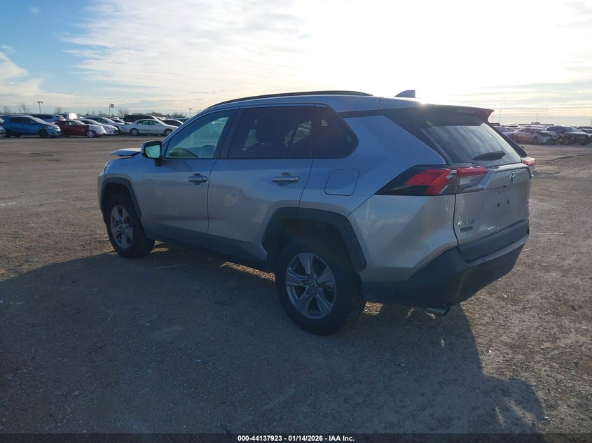 VIN 4T3RWRFV3NU075775 2022 TOYOTA RAV4 HYBRID XLE