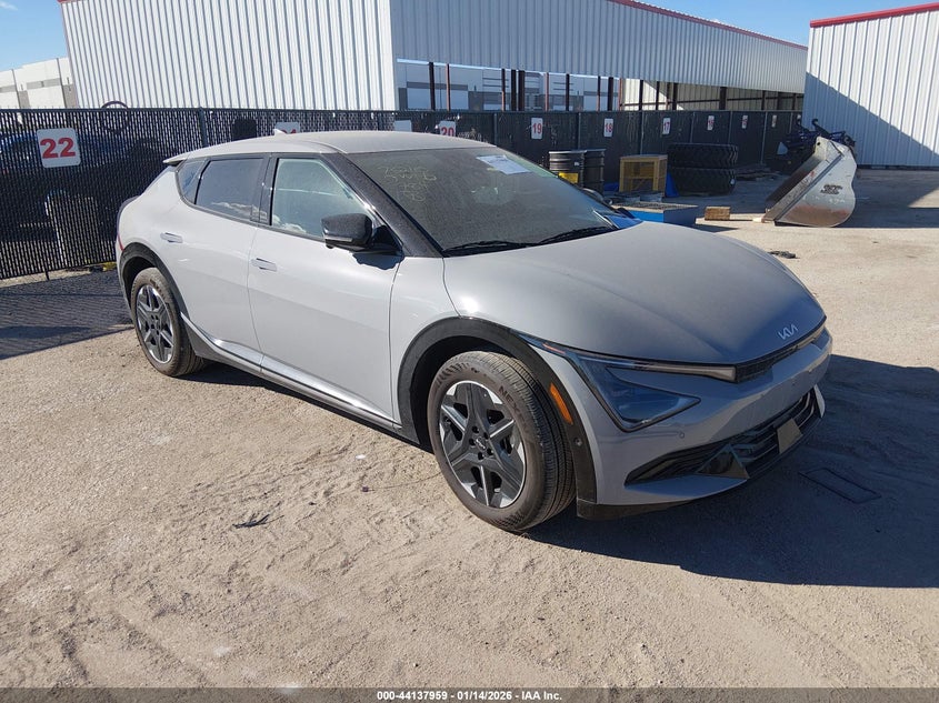 5XYC34JA9SG003995 KIA EV6 Photo 1