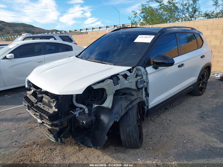 2024 Volkswagen Taos 1.5T Se Black