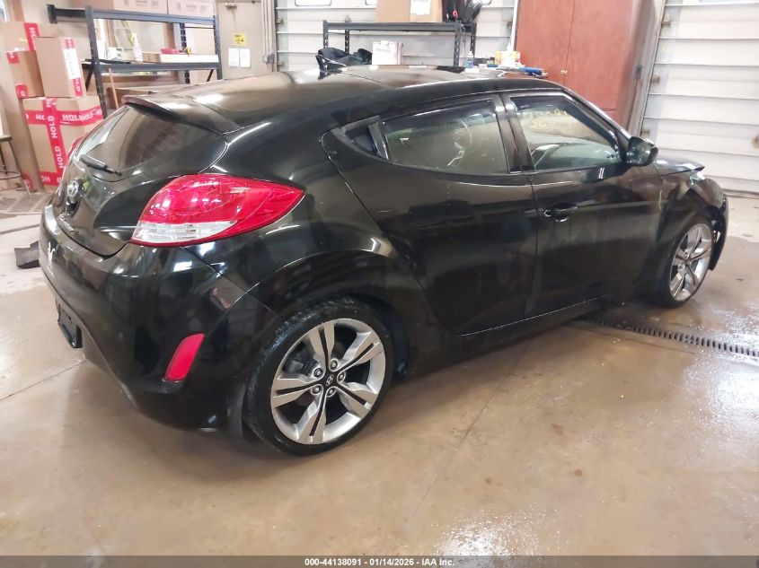 2013 Hyundai Veloster Base W/Black