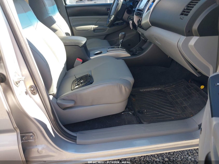 2015 Toyota Tacoma Base V6