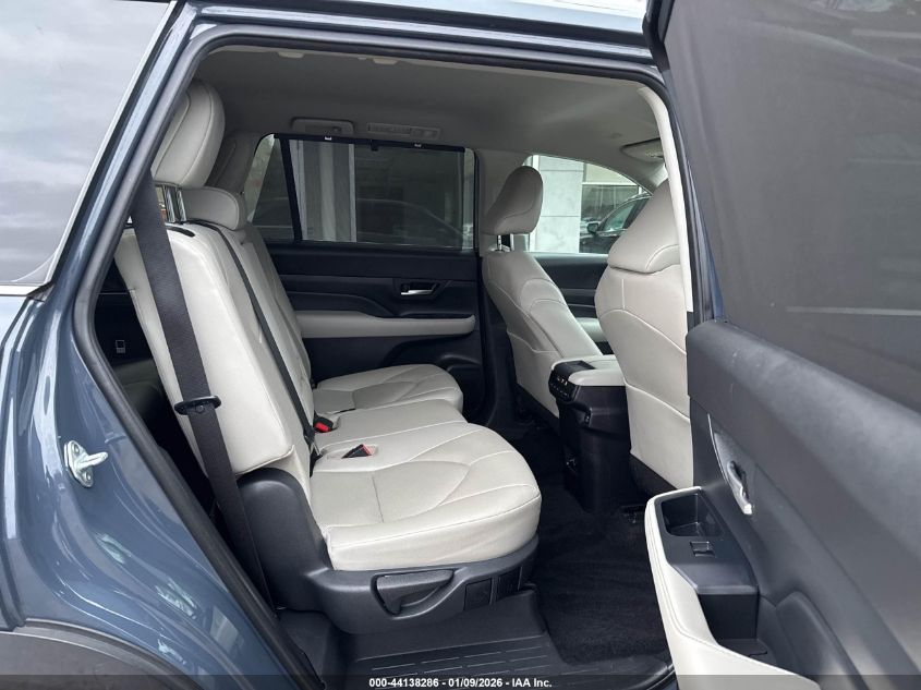 2024 Toyota Highlander - 5TDAAAB56RS036785