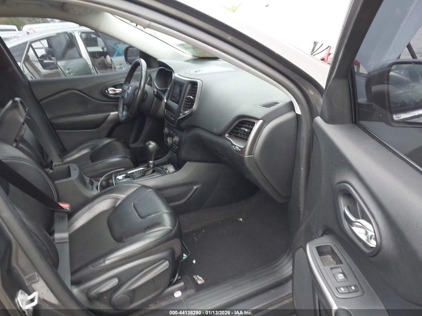 2020 Jeep Cherokee Latitude Plus Fwd