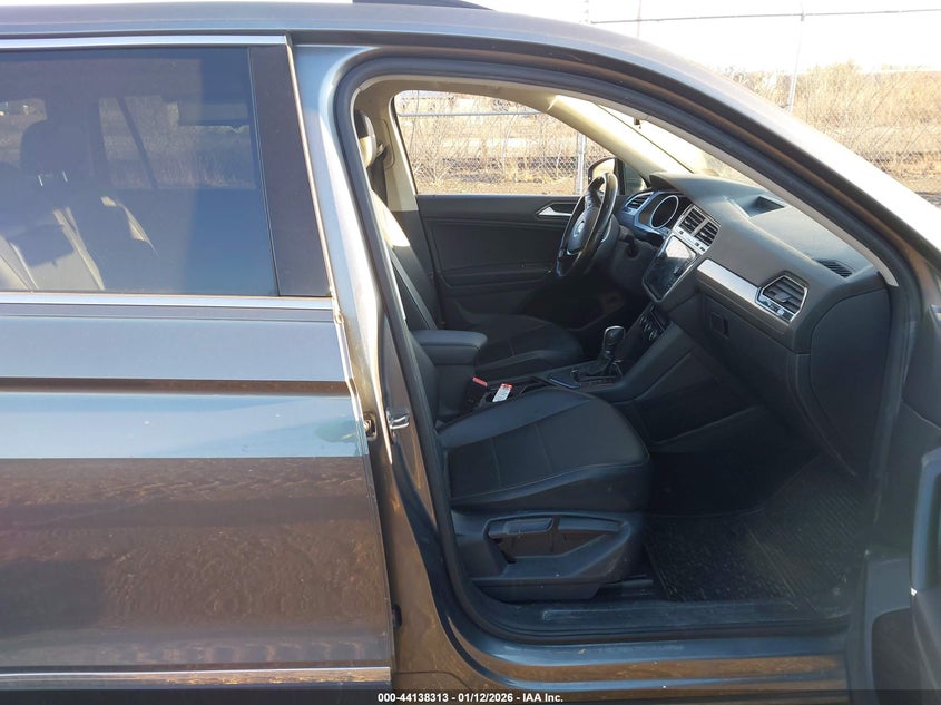 2018 Volkswagen Tiguan 2.0T Se/2.0T Sel