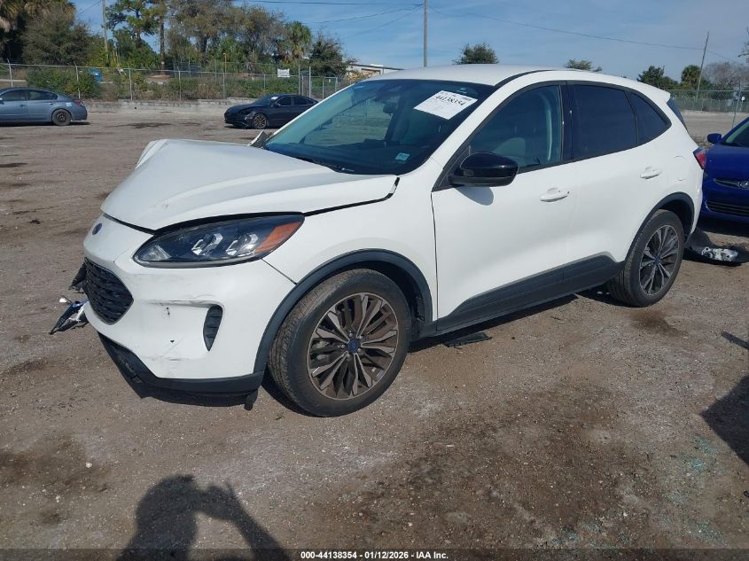 2022 Ford Escape Se