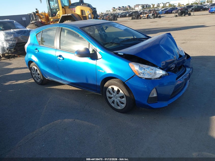 JTDKDTB32D1040828 2013 Toyota Prius C One auction photo 1