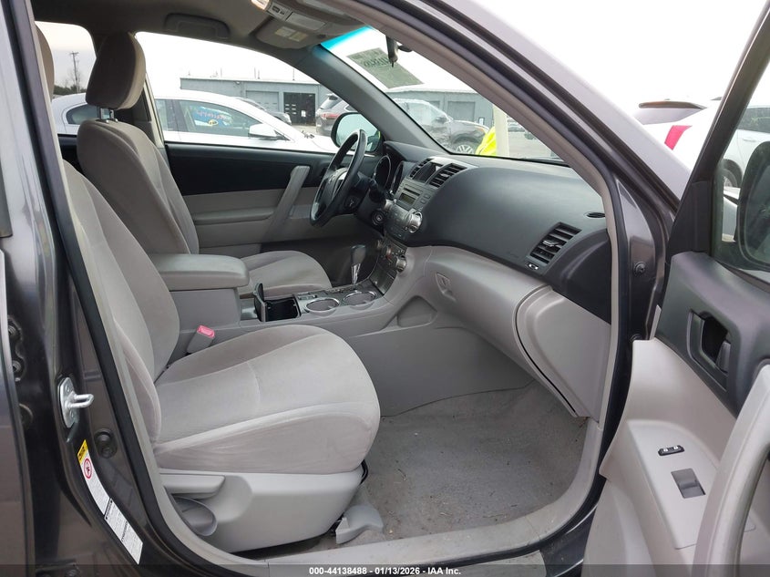 2010 Toyota Highlander Base V6