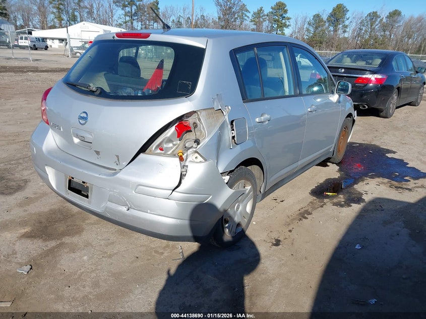 2011 Nissan Versa 1.8S