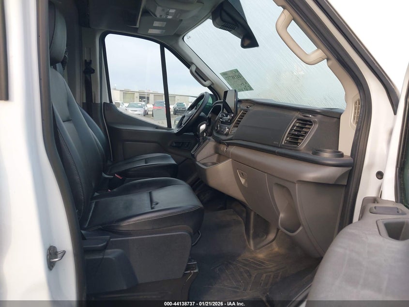 2021 Ford Transit-250