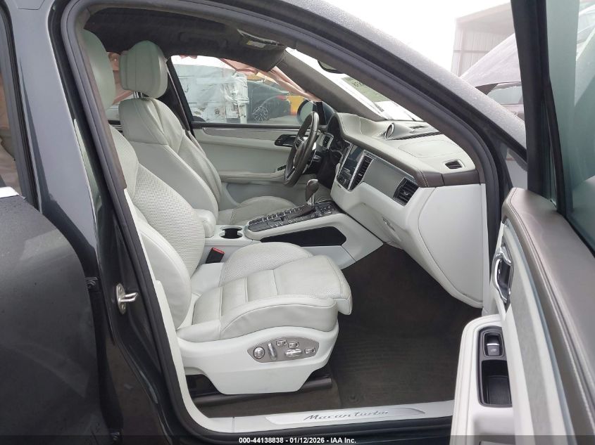 2017 Porsche Macan Turbo