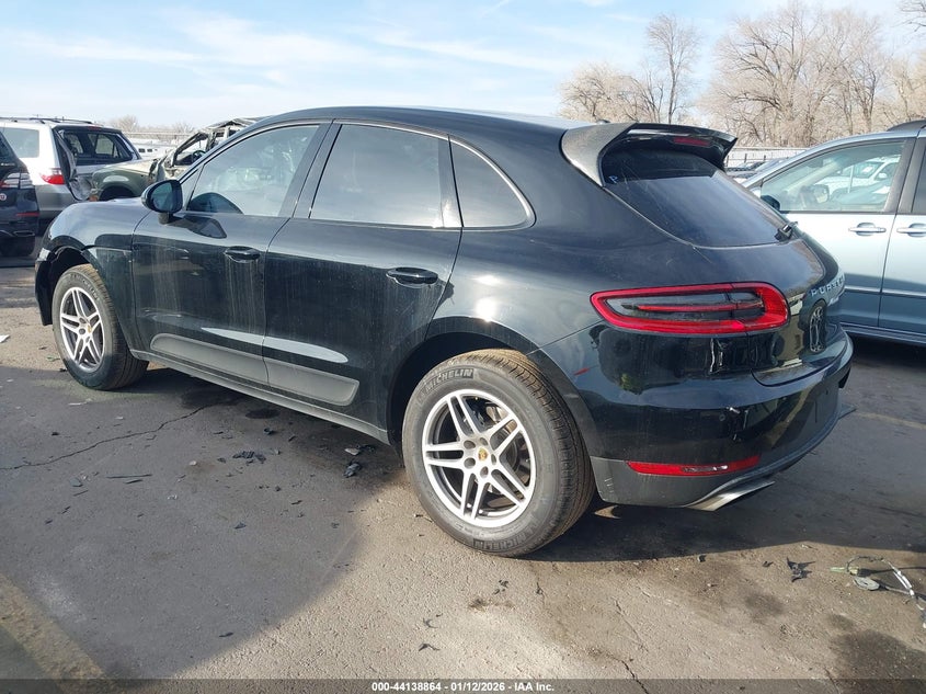 VIN WP1AA2A52JLB24650 2018 PORSCHE MACAN
