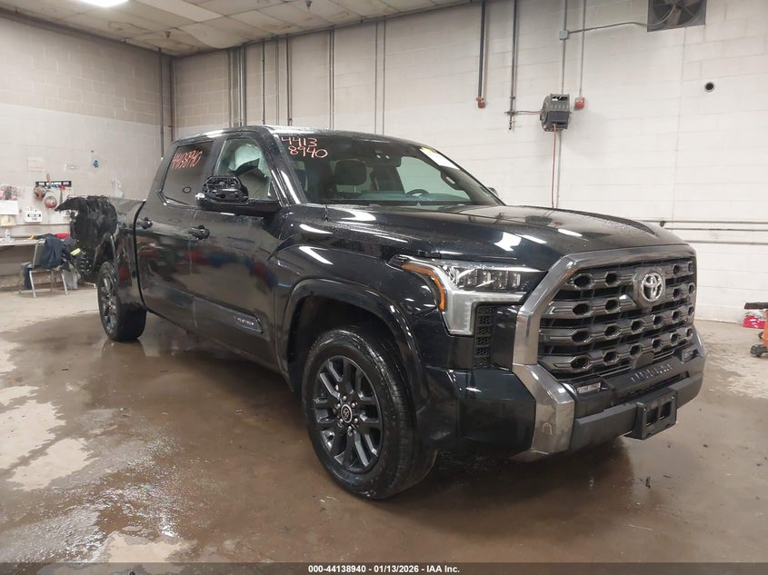 2023 Toyota Tundra Platinum