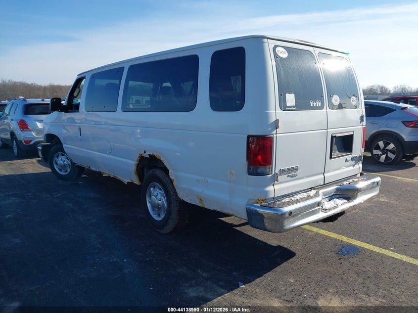 2010 Ford E-350 Super Duty Xl/Xlt