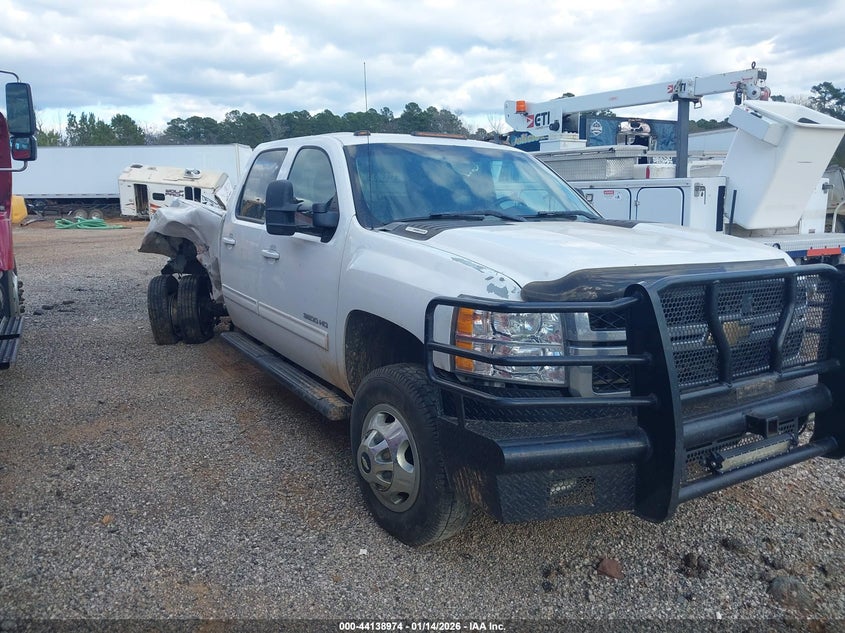 2011 Chevrolet Silverado 3500Hd Ltz