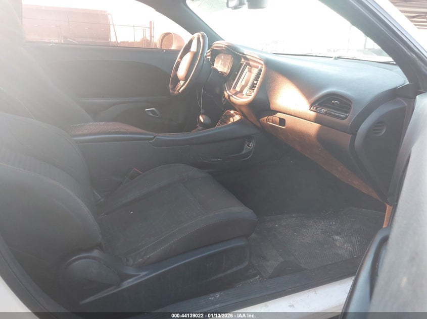 VIN 2C3CDZAG1HH633149 2017 DODGE CHALLENGER SXT
