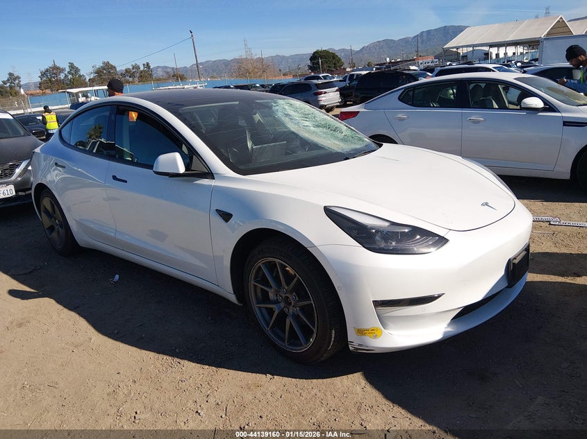 2022 Tesla Model 3 Long Range Dual Motor All-Wheel Drive