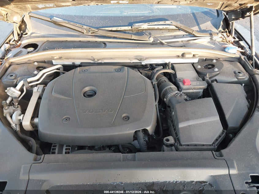VIN YV1A22ML4H1013901 2017 VOLVO S90 T6 INSCRIPTION