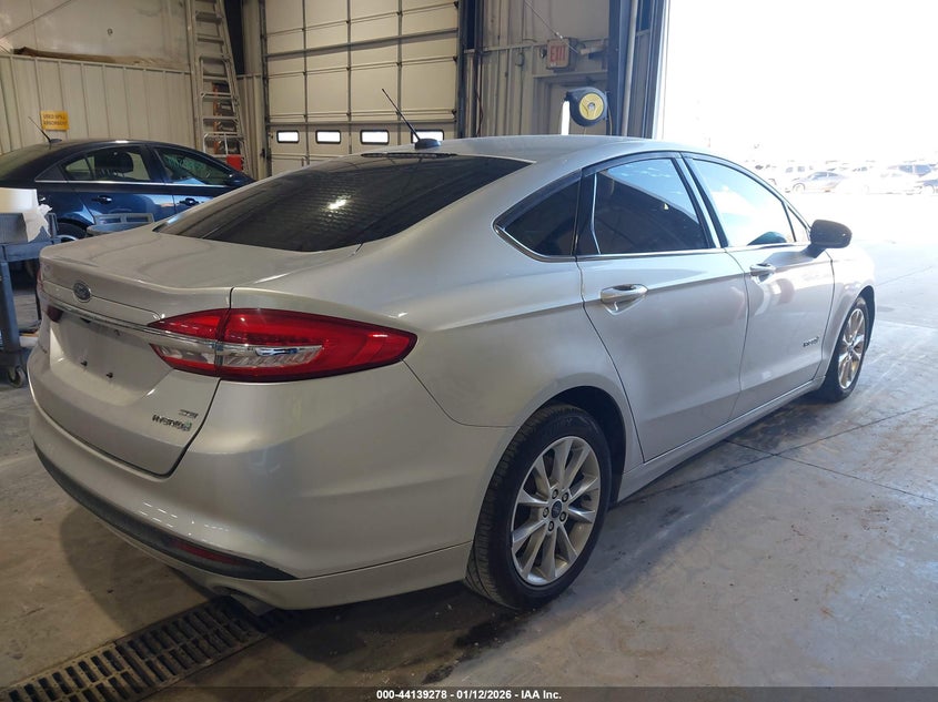 2017 Ford Fusion Hybrid Se