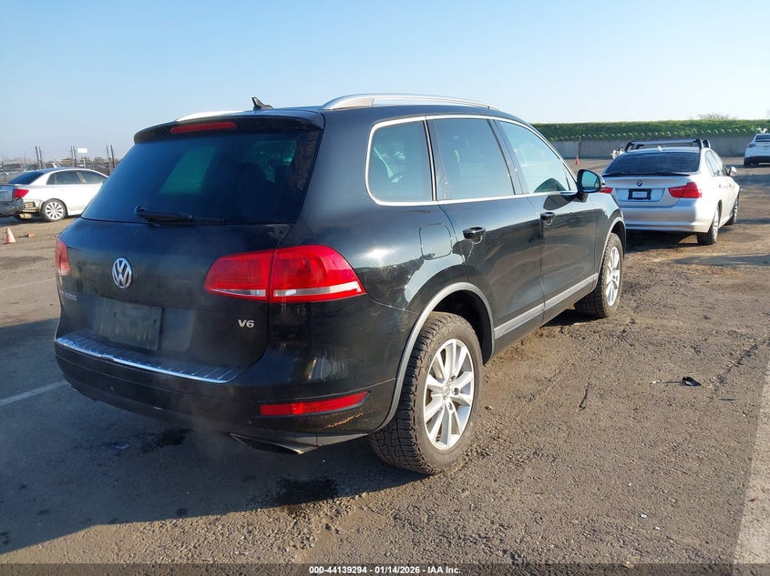 2014 Volkswagen Touareg 3.6L Sport