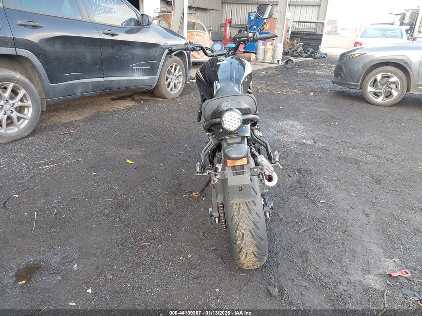 2023 YAMAHA MTM690 auction photo 6