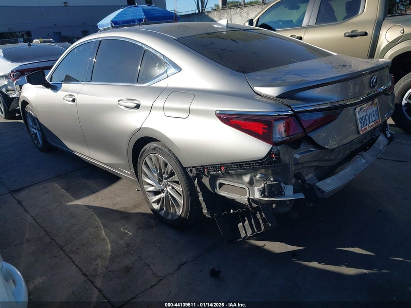 2020 Lexus Es 300H Ultra Luxury