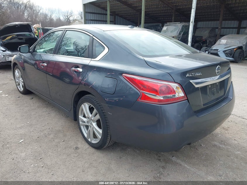 2013 Nissan Altima 3.5 Sv