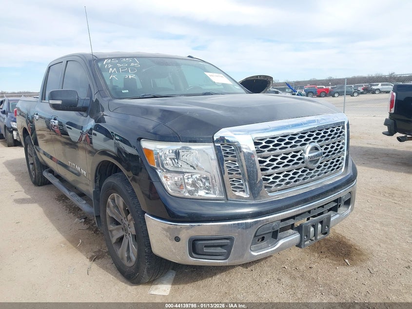 2018 Nissan Titan Sv