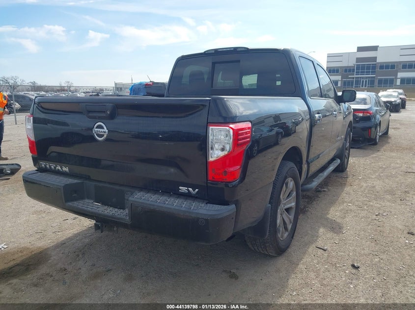 2018 Nissan Titan Sv