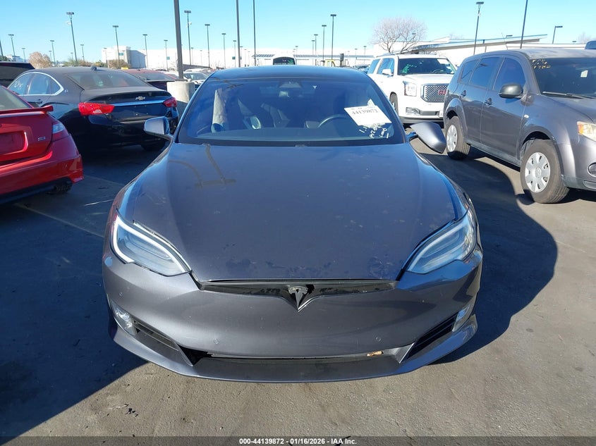 2018 Tesla Model S 100D/75D/P100D VIN: 5YJSA1E29JF249826 Lot: 44139872