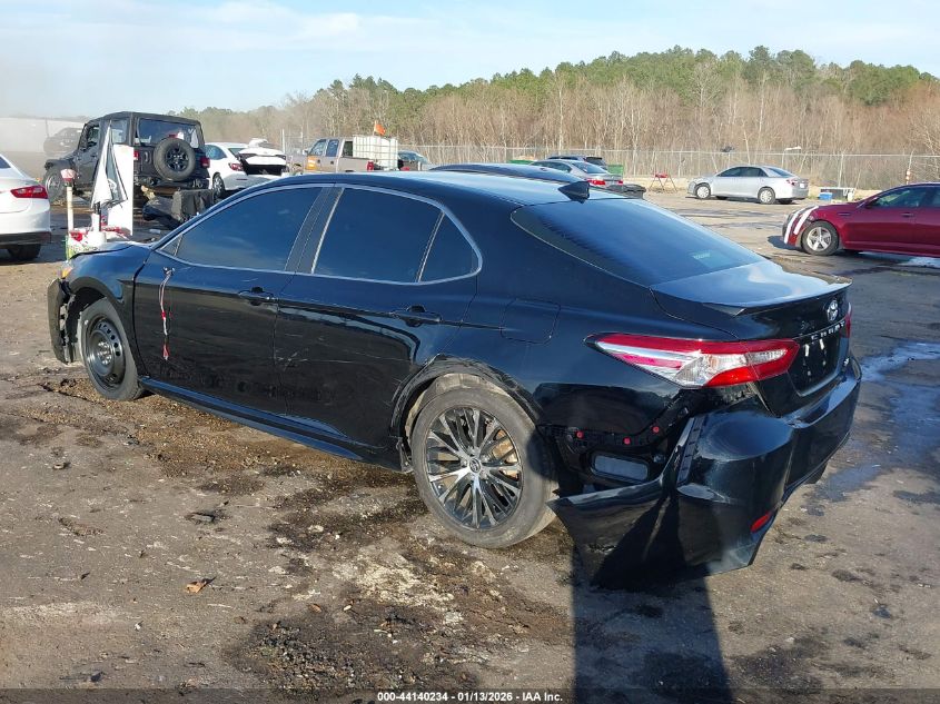 2020 Toyota Camry Se